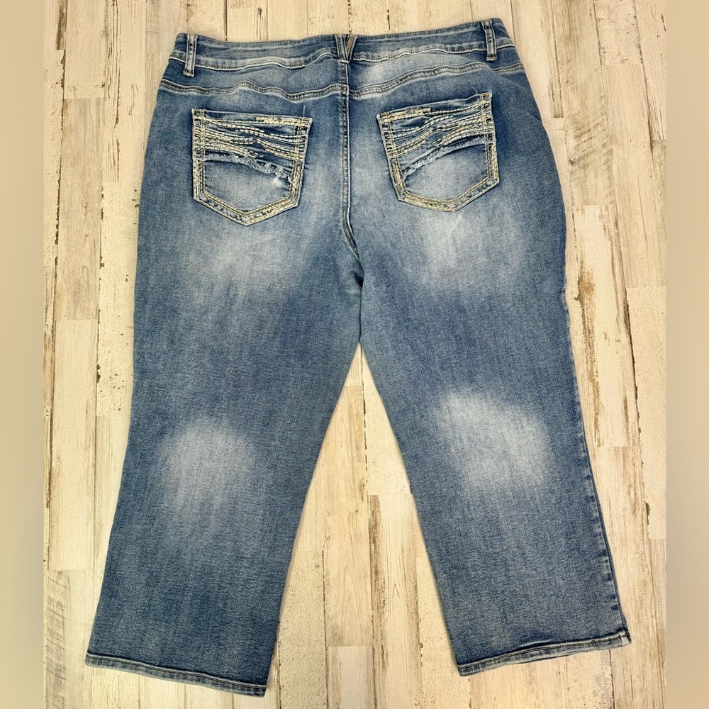 Maurices Capris Jeans Womens 18 Blue High Rise Flare Wide Leg